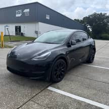 Tesla Model Y, 2024