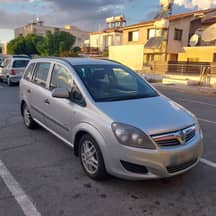 Opel Zafira, 2011