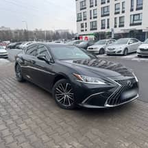 Lexus ES, 2025