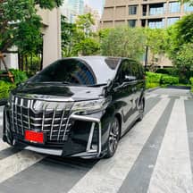 Toyota Alphard, 2023