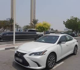 Lexus ES, 2022