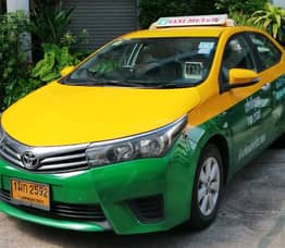 Toyota Altis, 2015
